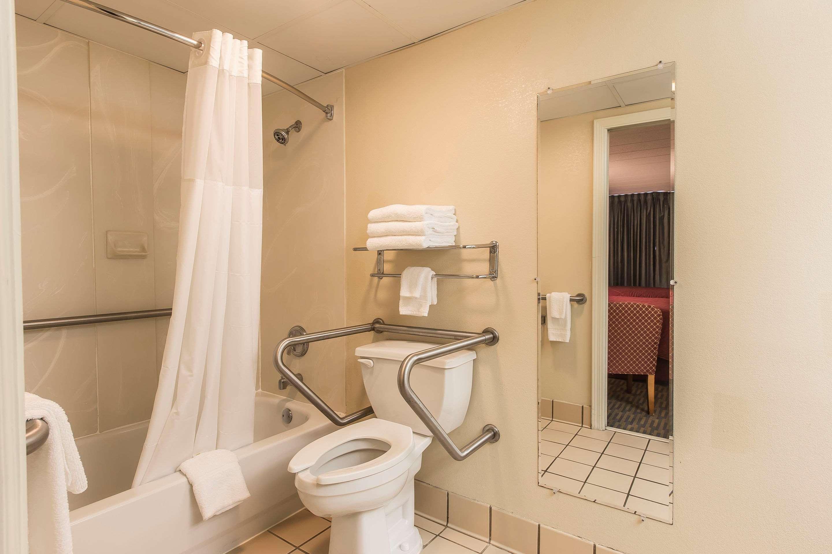 Quality Inn & Suites Easley - Greenville Екстериор снимка
